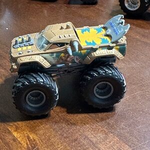 2002 Hot Wheels Monster Jam He-Man 1:64